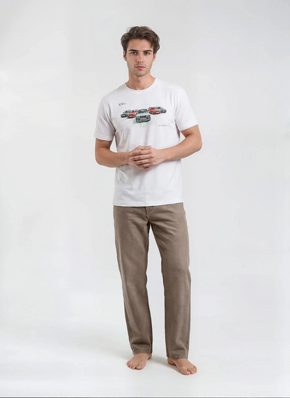 Man wearing a white t-shirt with a graphic design of BMW E30 and brown pants, vyriski marskineliai su klasikiniais BMW