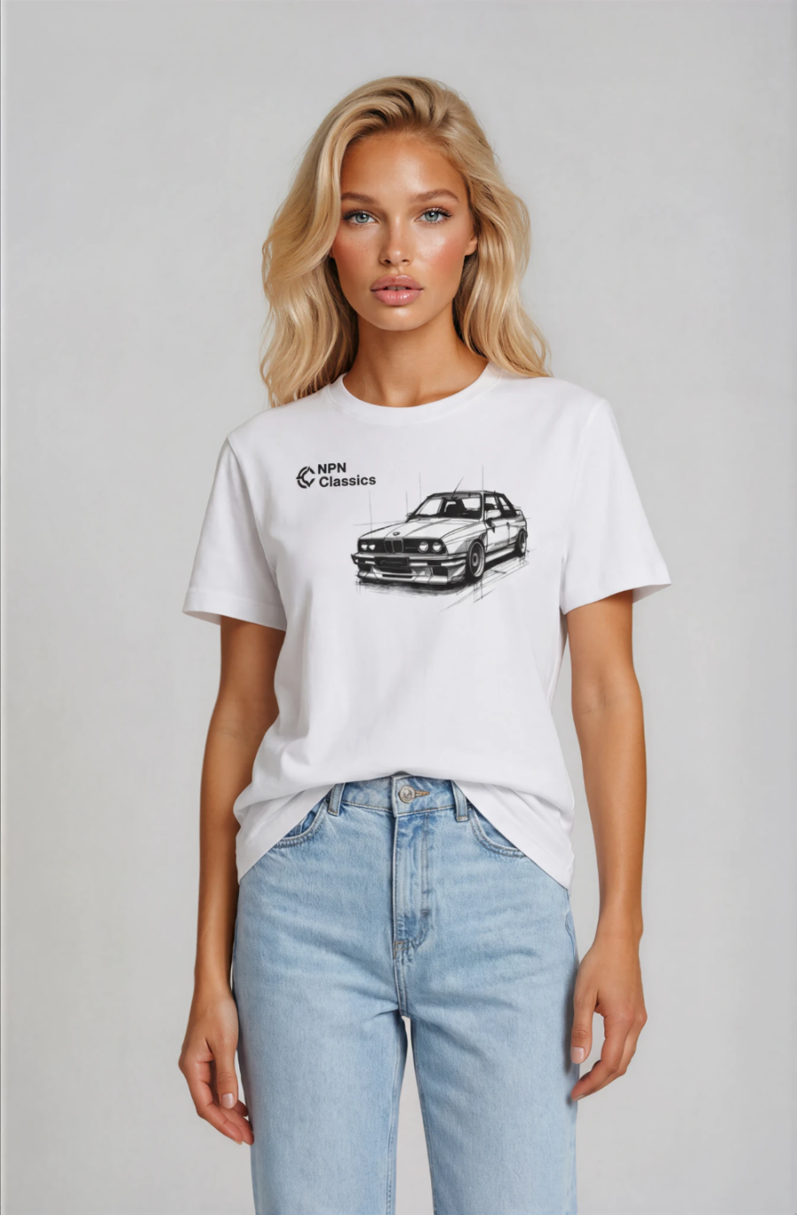 Woman wearing a white t-shirt with graphic of BMW E30 M3 car, E30 marskineliai moterims merginoms