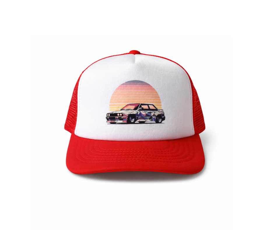 Red and white cap with a graphic of BMW E30 M3 and sunset, E30 kepure su snapeliu, kepure su tinkleliu 