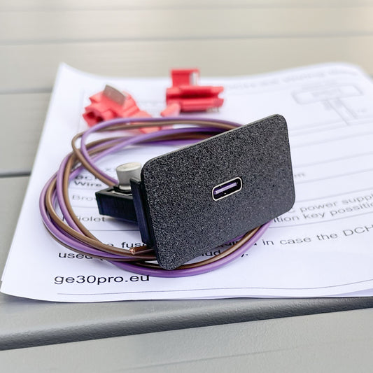 USB dash charger for BMW classics, type A